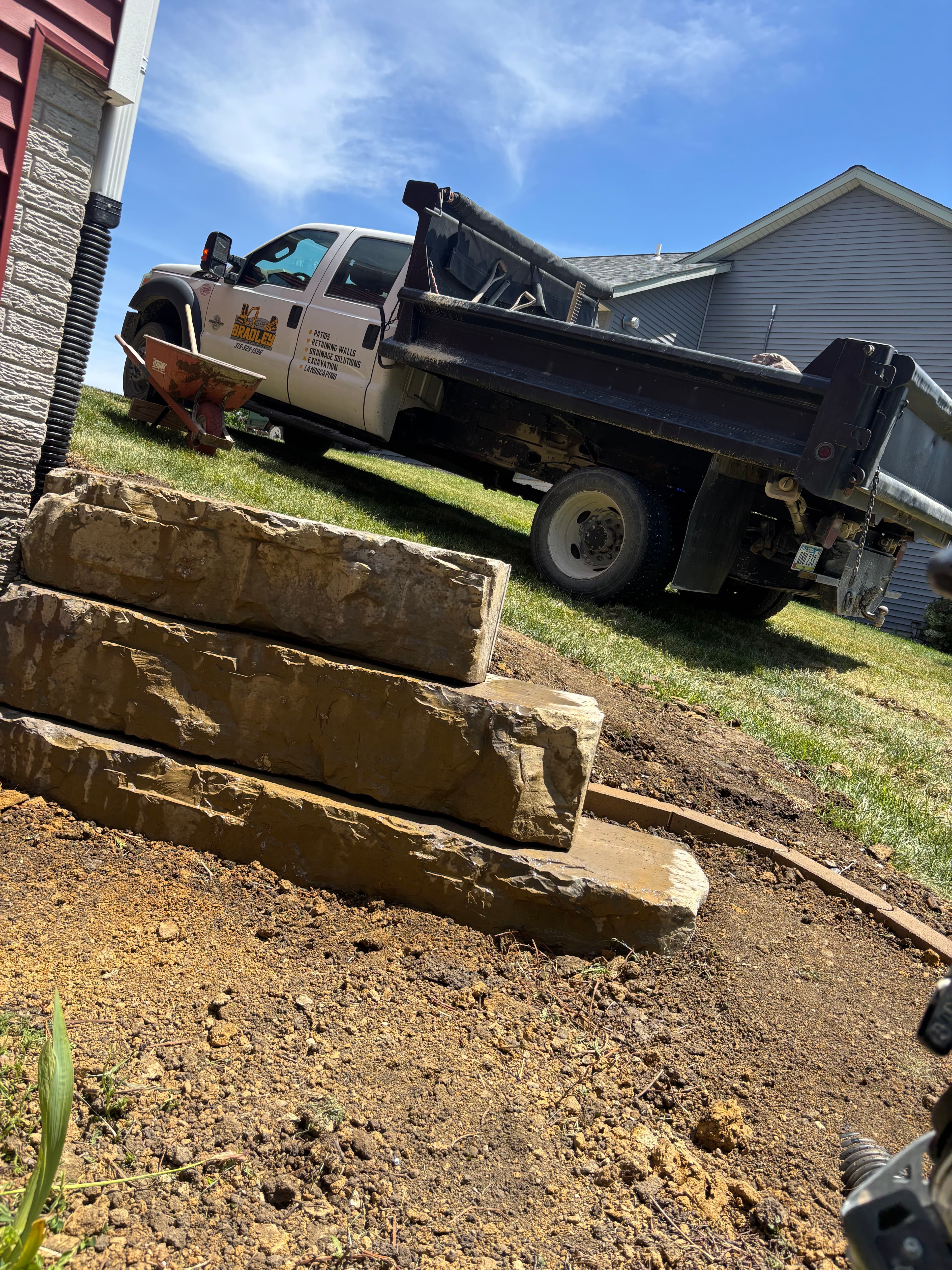 Project Precast Concrete Retaining Walls That Actually Hold Up image
