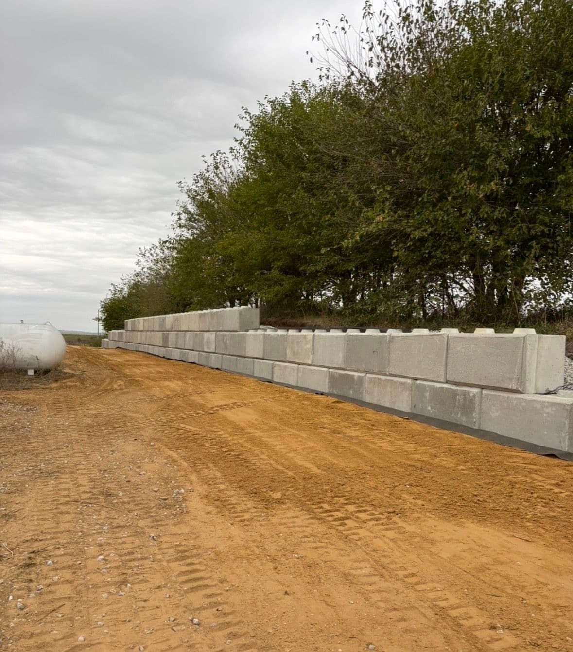 Gallery photos for Patio Perfection and Robust Retaining Walls: Image #4